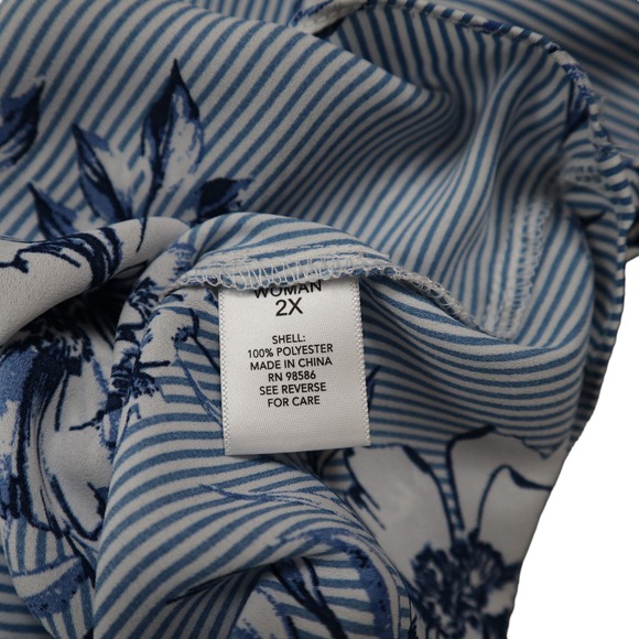 Roz & Ali Floral Flutter Sleeve Blouse Women's Plus Size 2X Blue White Stripe - Picture 6 of 8
